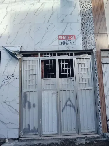Vende-se Casa no lamarão próximo ao Marios bar e pousada Só Love