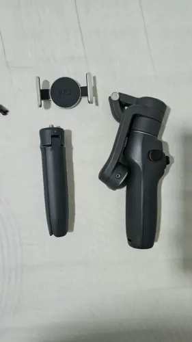 Estabilizador Gimbal Dji Osmo Mobile 6 Bluetooth Cor Cinza