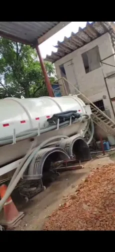 Tanque limpa fossas