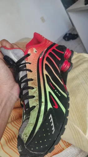 Nike Shox r4 edição limitada Neymar Jr