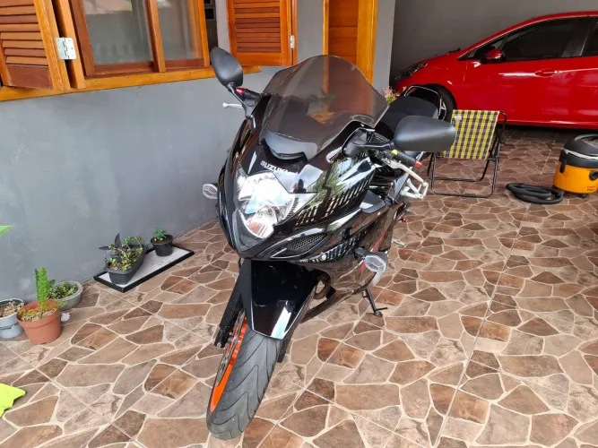 Suzuki GSX650F 