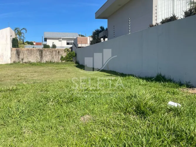 Terreno, Recanto Tropical, CASCAVEL - PR, com 537m2 Totalmente plano para construir a casa