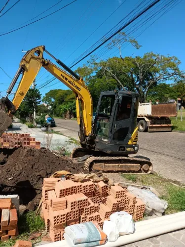 Locação mini escavadeira 