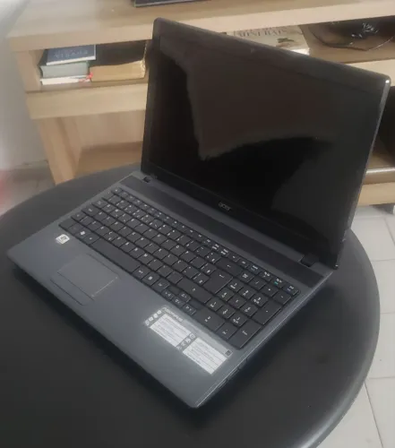 Notebook ASUS Aspire 5250