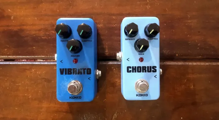 Pedais Chorus e Vibrato DSP Kokko