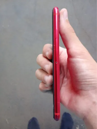 Troco por Android ou por iPhone (iPhone SE 2020 128gb) com detalhes