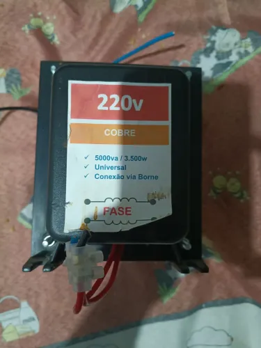 Auto Transformador 5000VA / 3500W - Enrolamento em Cobre (Com Borne) - 12000 Btus