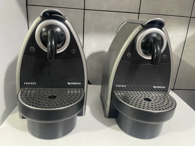 cafeteira Nespresso Essenza