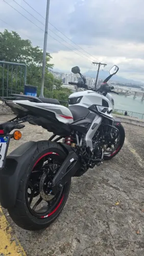 Raridade! Moto Estado de Zero (7 meses / 2.600km) - Particular