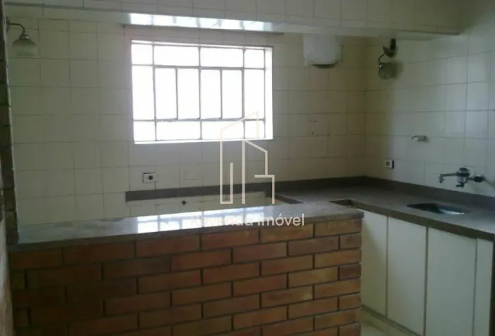 Imperdível oportunidade: Casa comercial com 8 quartos e 3 suítes no Tucuruvi, São Paulo-SP