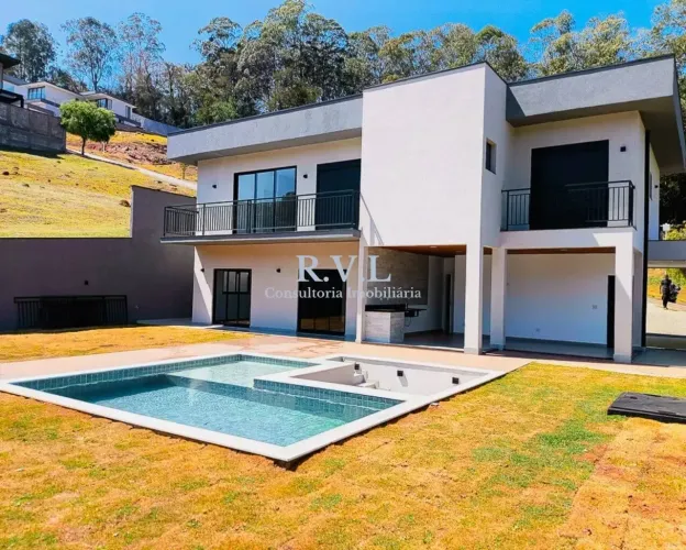 Casa alto padrão à Venda em Atibaia-SP, Condomínio Quintas da Boa Vista: 3 Suítes, 2 Salas