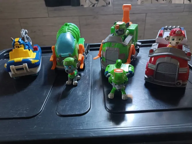 Carrinho e boneco Patrulha Canina 