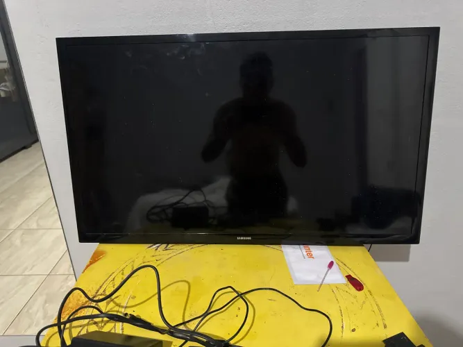 Tv Samsung 32 polegadas smart