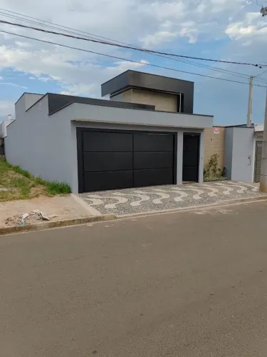 Casa Nova Alto Padrão á venda no Vilagio de Samantha 3 Araras -