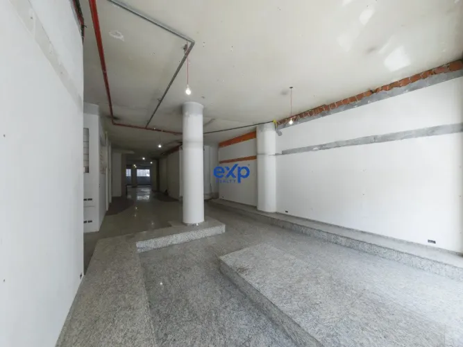 Loja comercial para locação em Curitiba