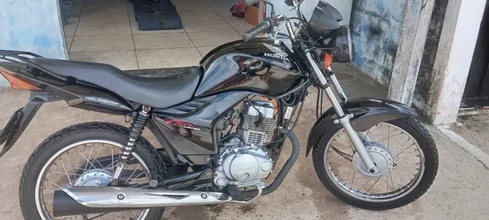 Moto a venda