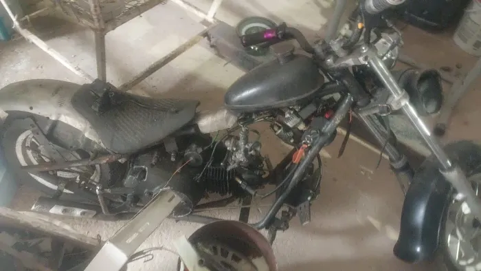 Motinha com motor da biz125