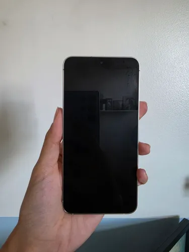Samsung S24