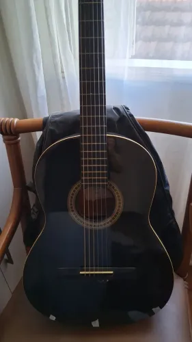 Violão Giannini preto cordas de nylon
