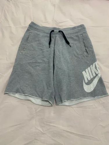 Bermuda Nike moletom cinza (M)