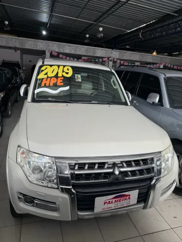 Mitsubishi Pajero HPE Full 3.2 4X4 T.i.dies. 5P AUT 2019