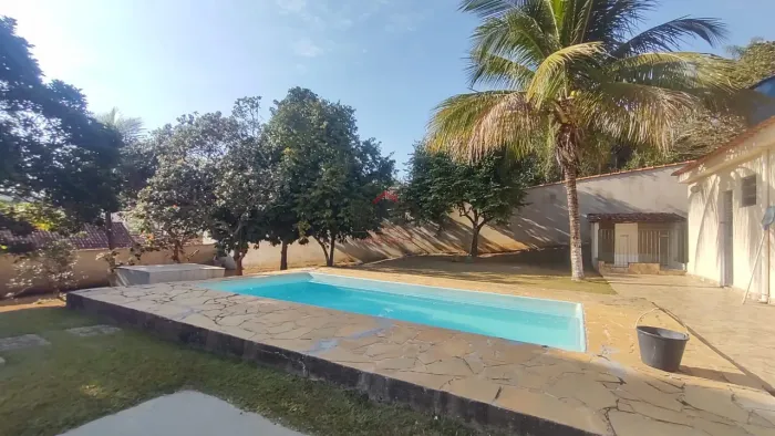 Granja em Goiana a 50 minutos de JF.