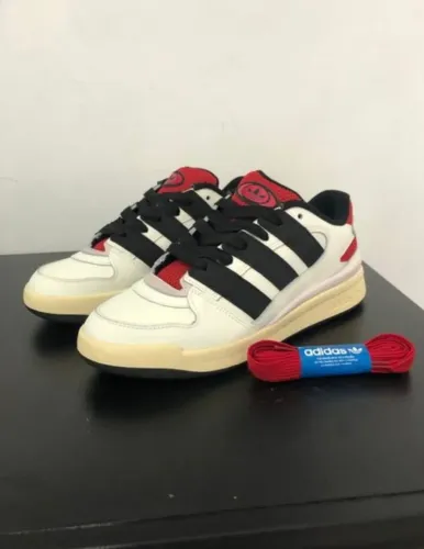 Adidas Forum 2000 Lindo diferenciado.
