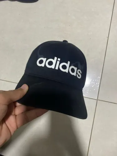 Boné adidas daily