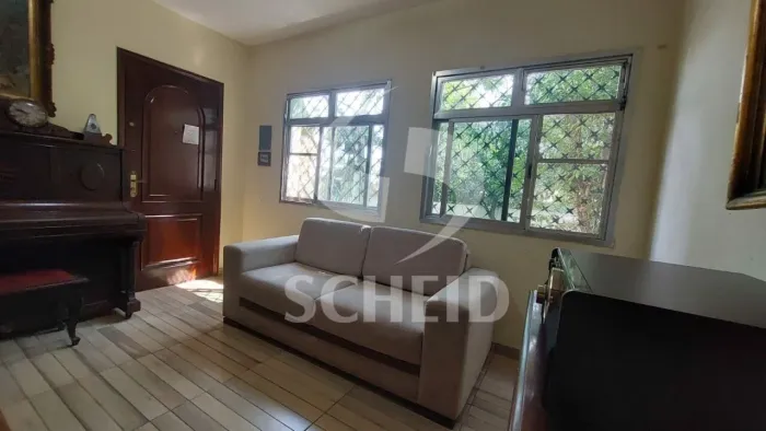 CASA PARA LOCAÇÃO, 3 QUARTOS E 2 VAGAS DE GARAGEM - BAIRRO DO CAMPO GRANDE