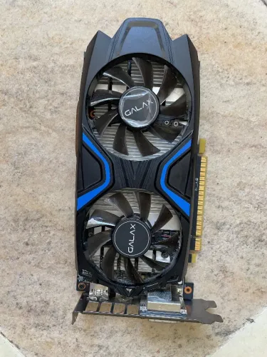 Placa de vídeo Geforce GTX 1050 2gb GDDR5