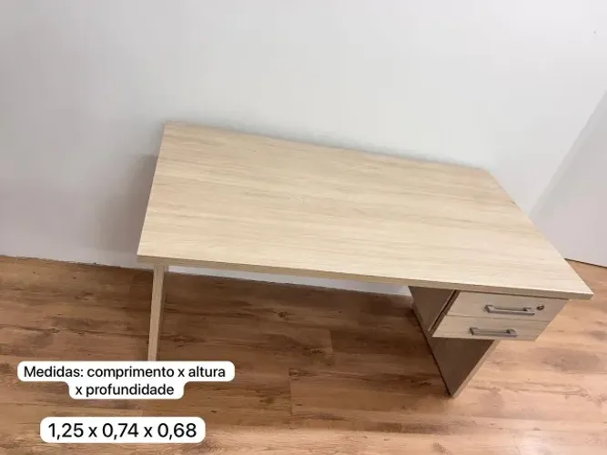 Mesa de escritorio OTIMO ESTADO!!!!