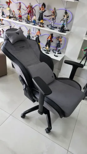 Cadeira Gamer pra Pessoas Grandes, suporta até 140kg *Nova, disponível na loja- Ergonômica