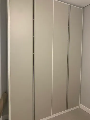 Guarda-roupas mdf 4 portas 
