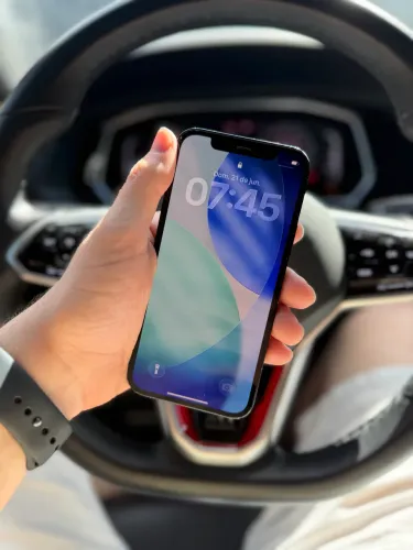 iPhone 12 