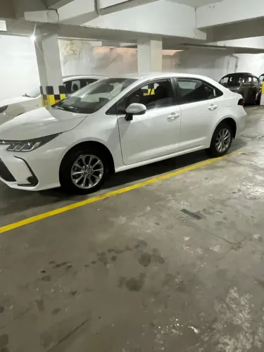 Toyota Corolla GLI 2.0 16V Flex Aut. 2025