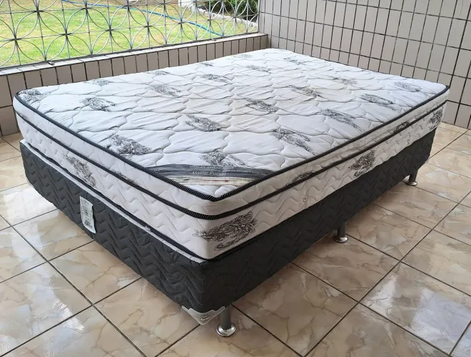 Vendo cama box Ortobom casal padrão Master Pocket