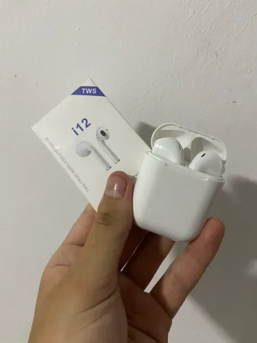 Fone i12 lacrado vendo ou troco