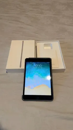 ? iPad mini 4 - 128 GB - Wi?Fi - Cinza-espacial