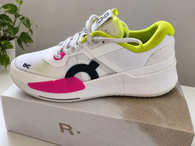 TENIS ON THE ROGER PRO 2 TAM 38 ORIGINAL (NOVO)