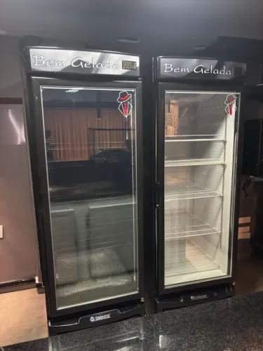 Gelopar Geladeira Expositora 570L