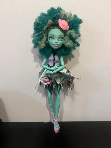 Monster High Honey Swamp Camera Action