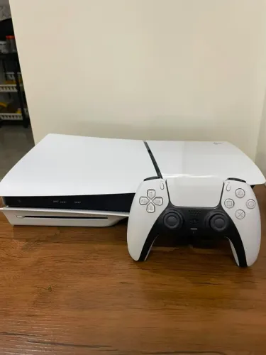 PlayStation 5 Slim Com Leitor - Melhor Garantia Da Região - 2 Anos de Garantia Semi Novo