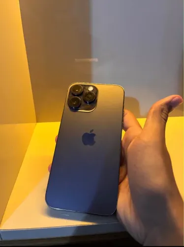 iPhone 14