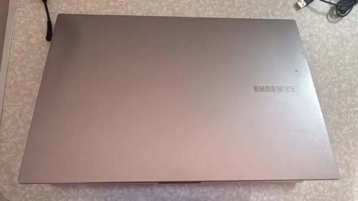 Notebook Samsung Intel Core i3 10ª geração, 8GB RAM, 256GB