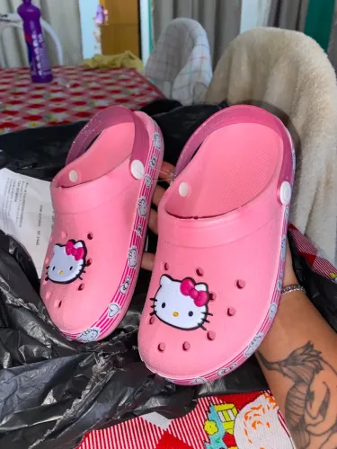 sandália infantil nova lacrada, tamanho 28,29