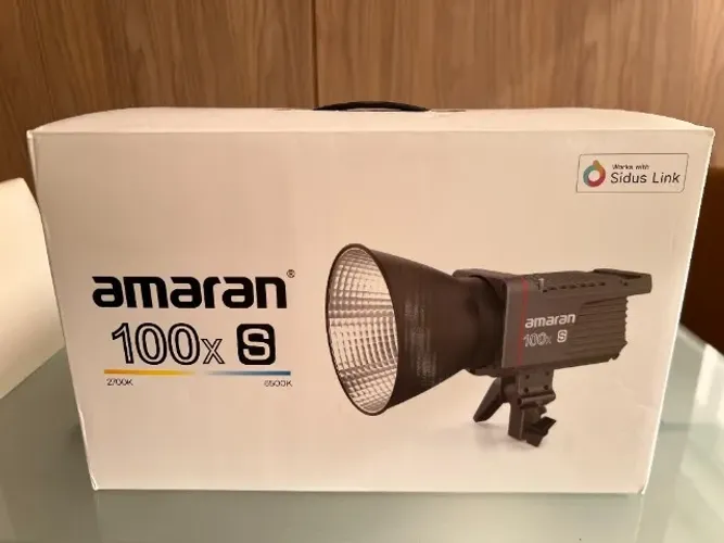 Iluminador led Amaran 100xS