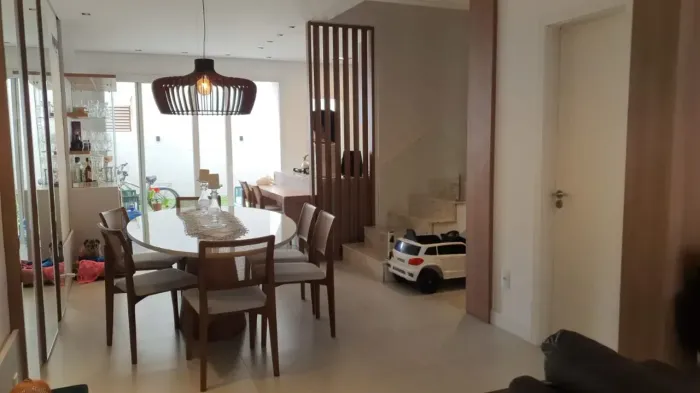 Casa Em Condominio Fechado 3 Dormitórios, Decorada Em - Capão da Canoa - RS