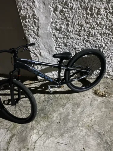 Bicicleta GTA aro 26 quadro rebaixados de alumínio nova