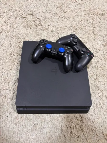 PS4 SLIM 1TB