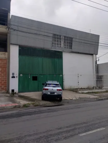 Aluguel - Galpão - 420 m2 - São Geraldo - Serra - ES